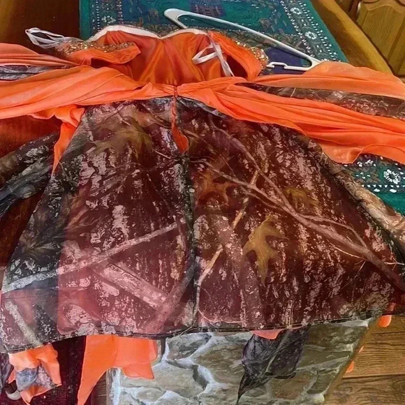 Tiffany design size 4 camouflage and orange formal dress . So unique! - Picture 10 of 10